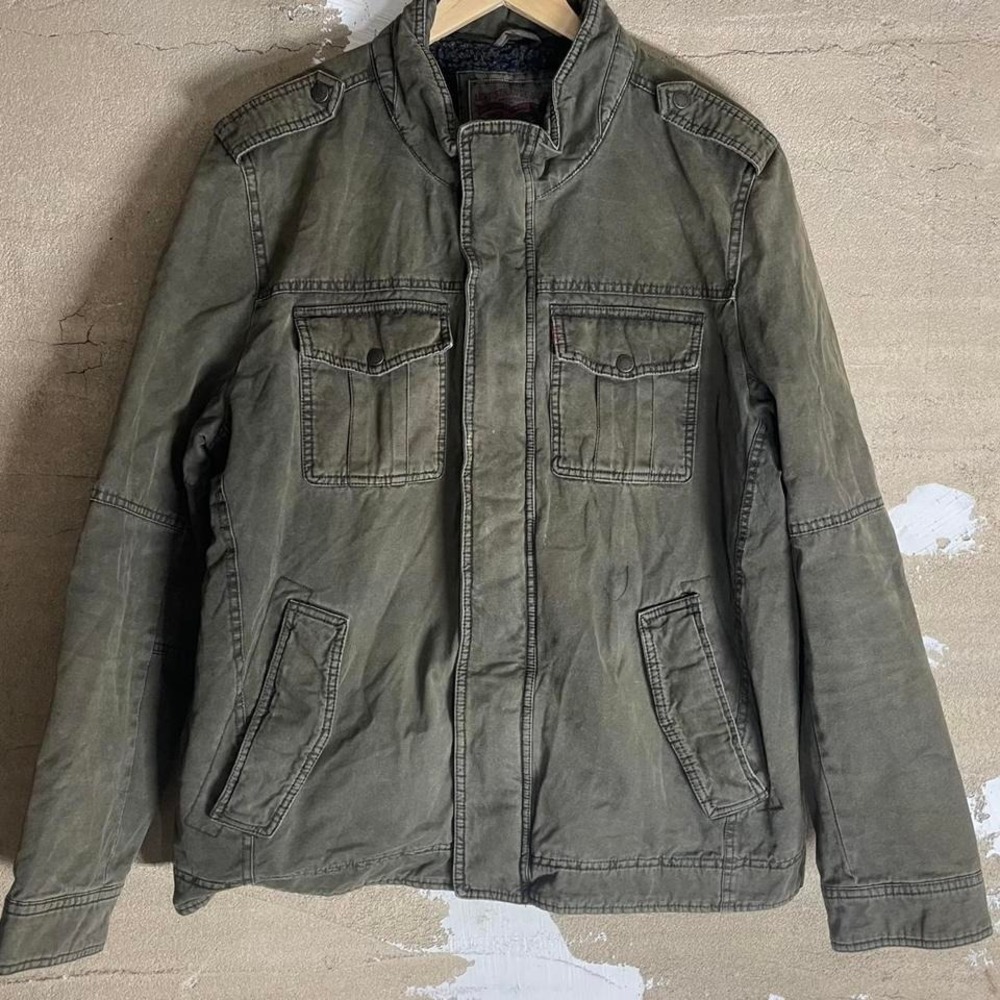 Levi's Green Jacket – Winterwear Essential